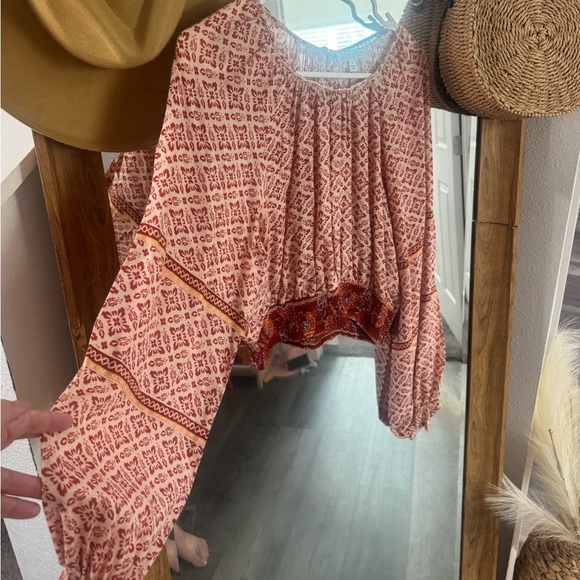 Patrons of Peace Adobe Tile Print Smocked Crop Balloon Sleeve Top - Picture 3 of 4